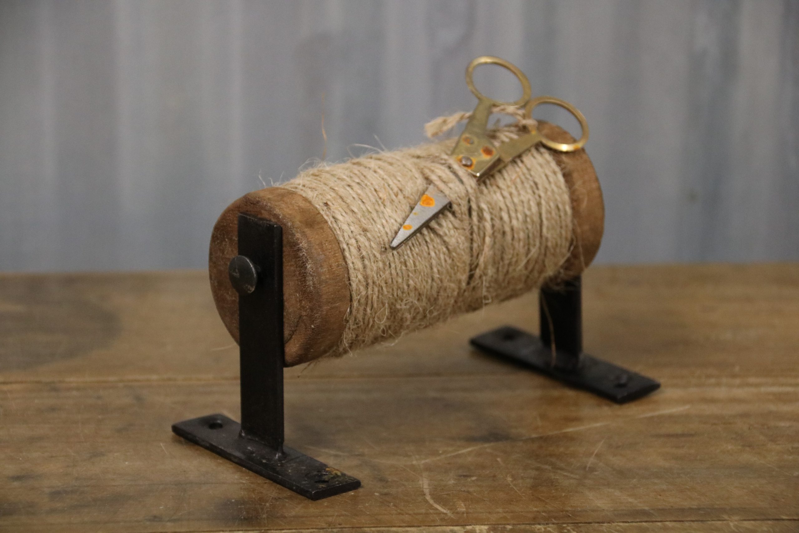Medium Bobbin Twine - Image 5