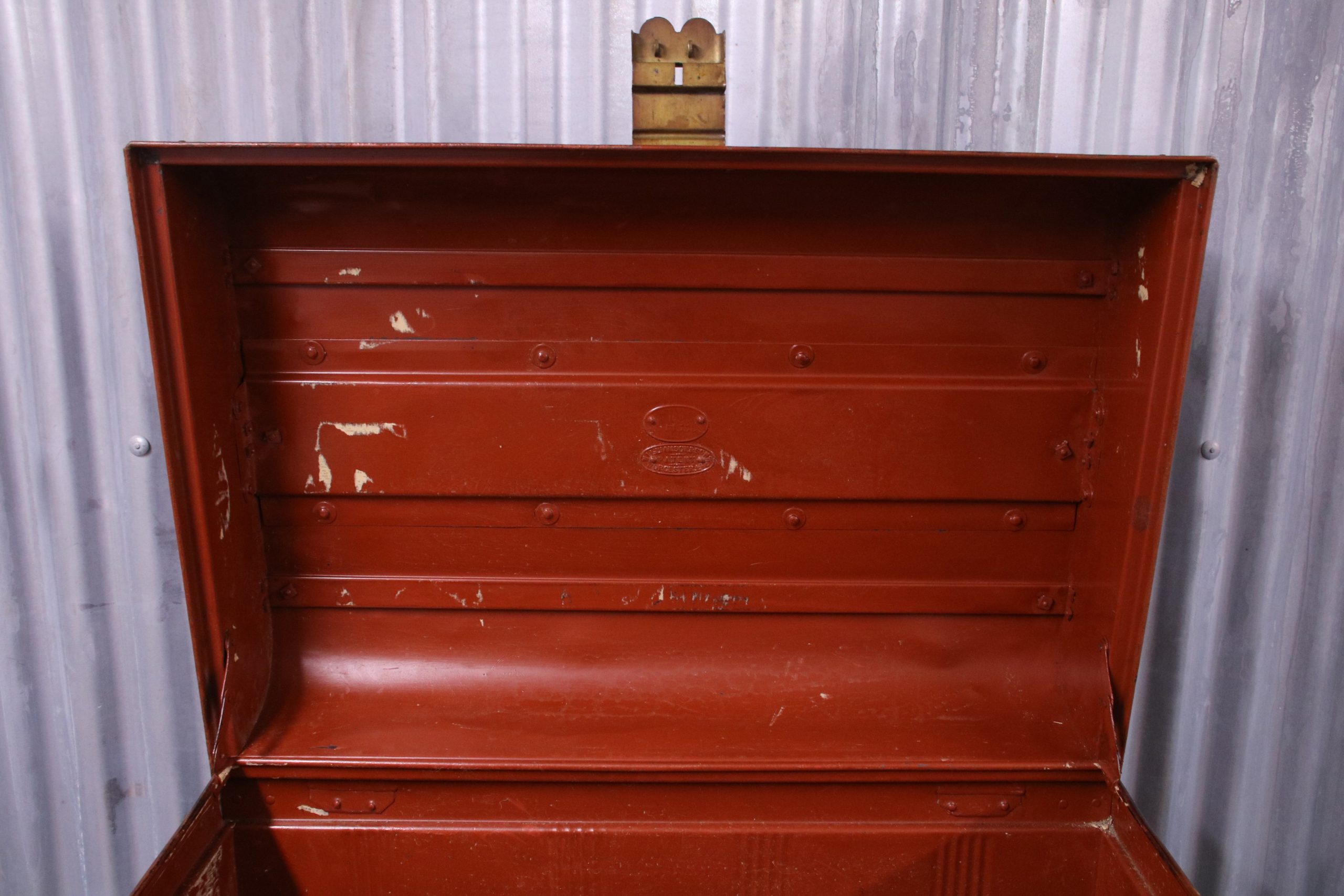 Large Tin Trunk - Image 7