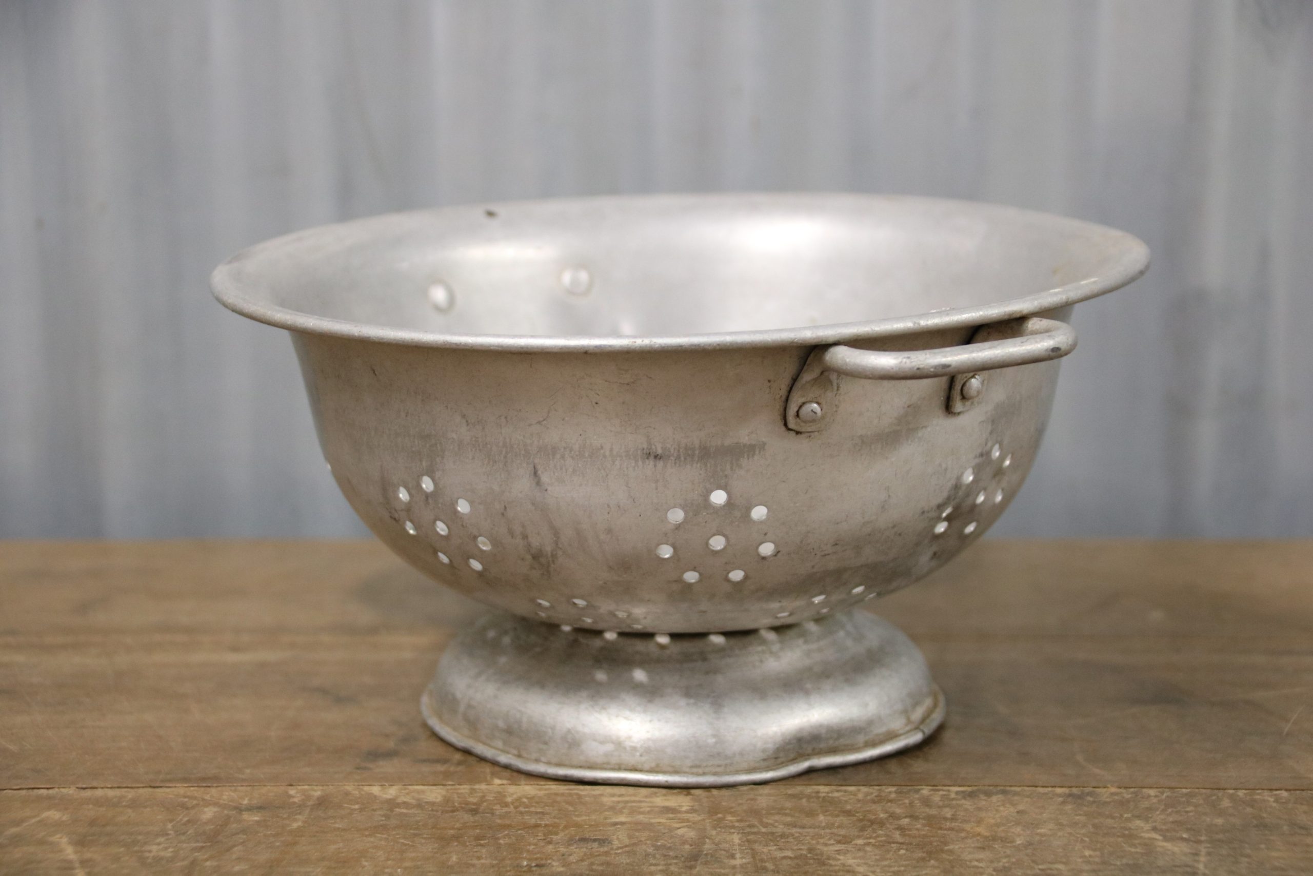 Aluminium Colander - Image 3
