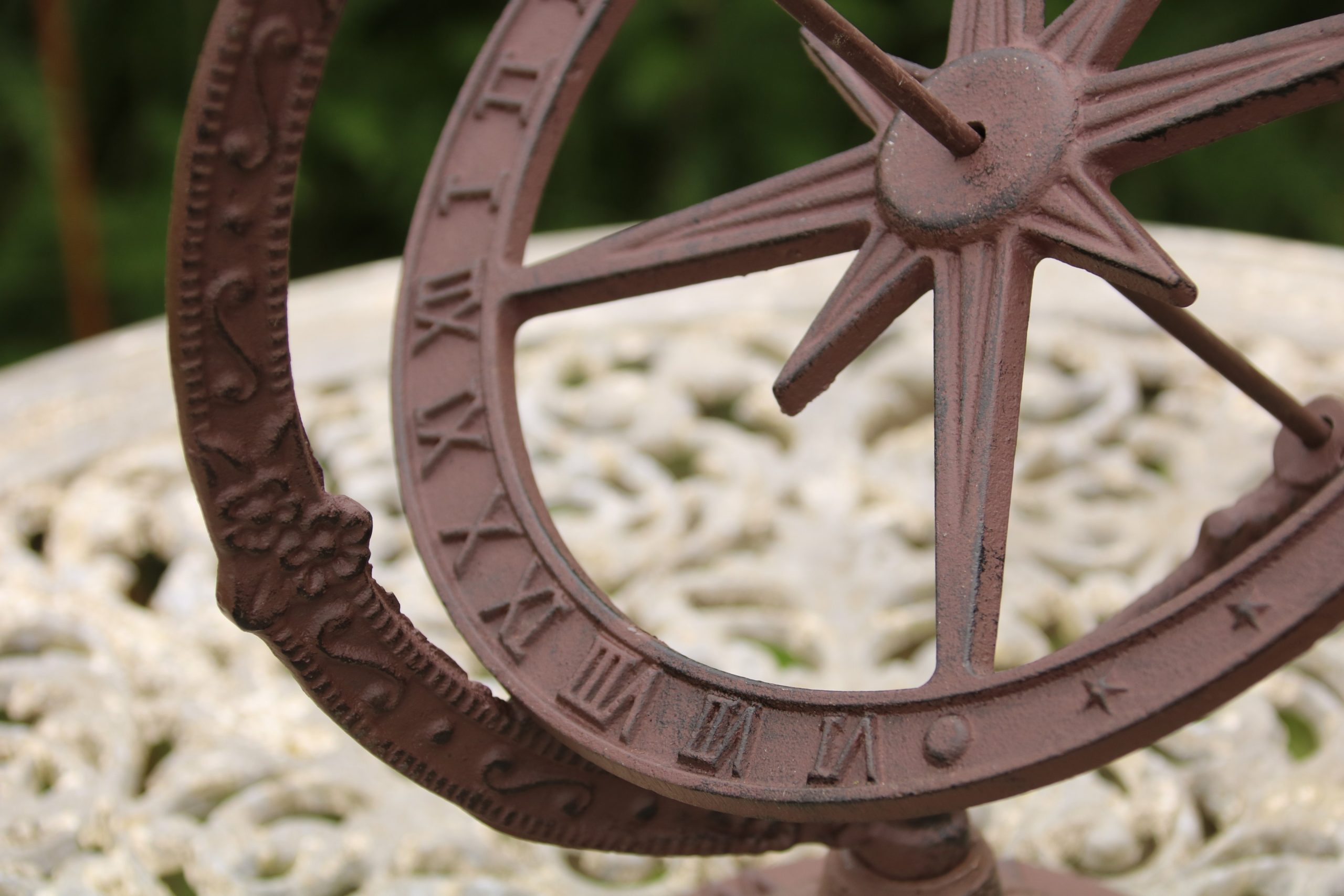 Armillary Sundial - Image 4
